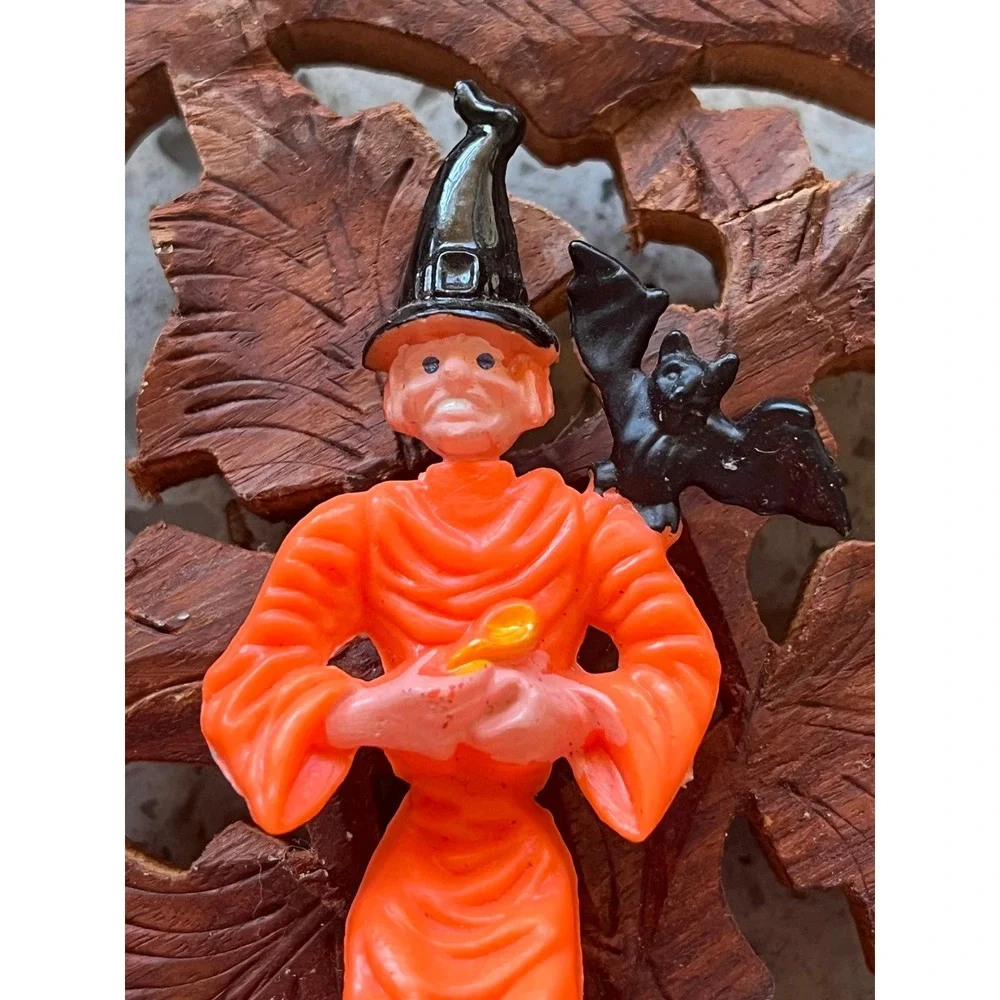 Vintage Halloween Witch Figurine Orange Plastic Bat Shoulder Spooky Decor Toy